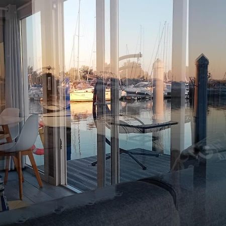 Marina Degli Estensi Floating Resort Llido Degli Estensi Eksteriør billede