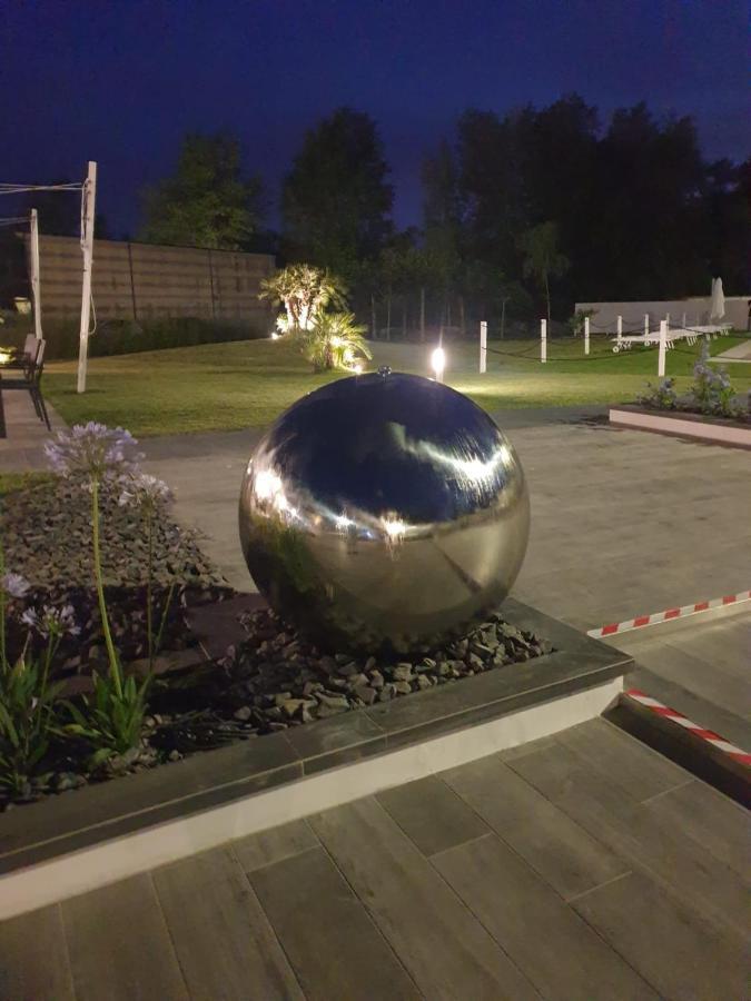 Marina Degli Estensi Floating Resort Llido Degli Estensi Eksteriør billede